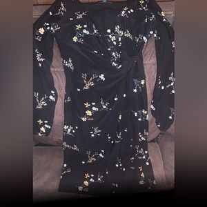 Longsleeve banana republic black floral dress